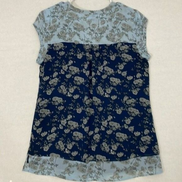 DR2 Top, Cap Sleeve Blouse, Layered Chiffon, Split Neck, Floral Blue, Medium - Picture 4 of 8